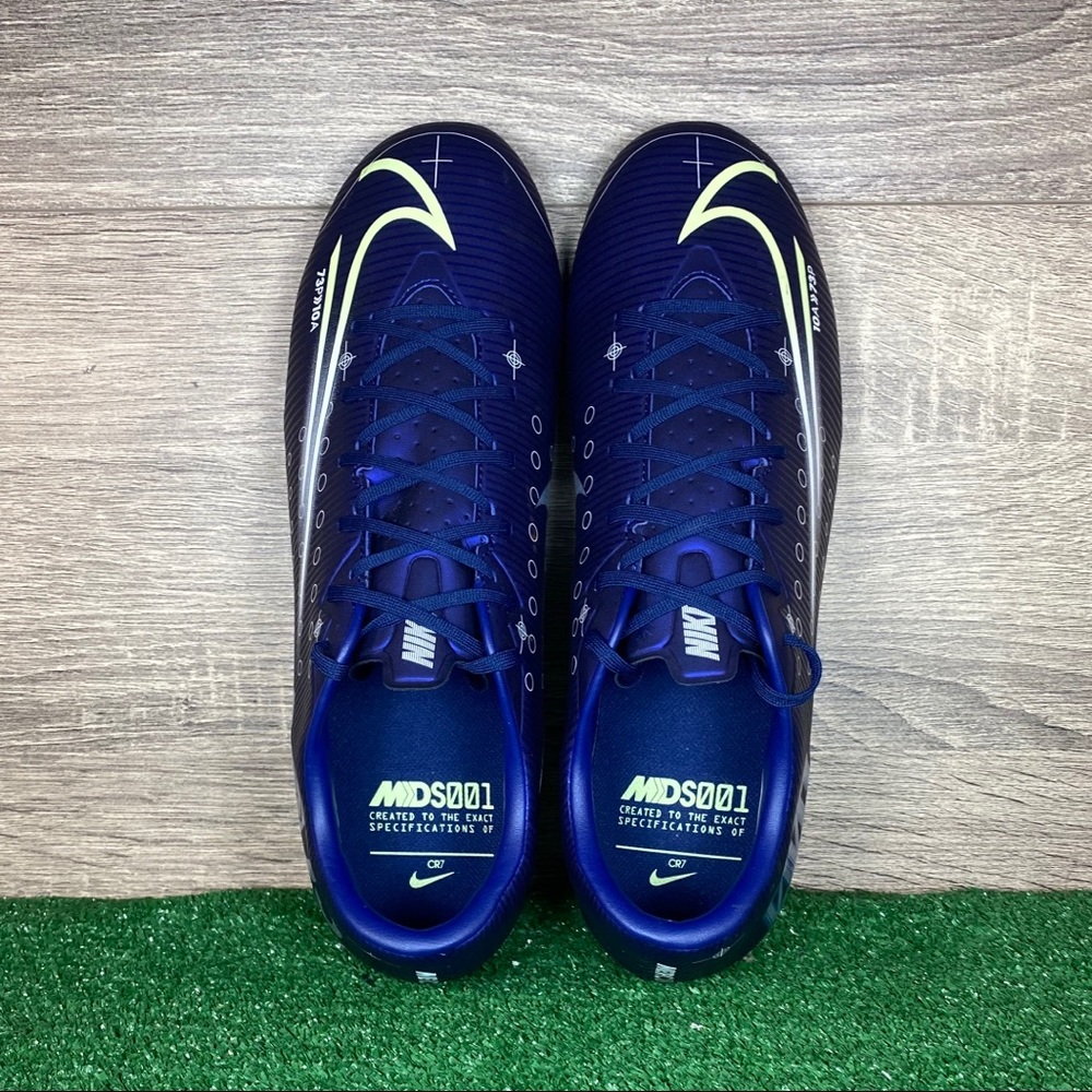 Nike Mercurial Vapor 13 Academy MDS Soccer Cleats - Picture 8 of 12